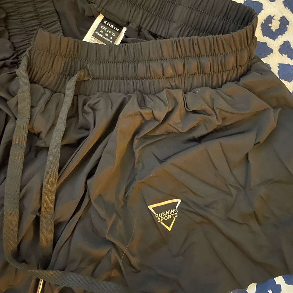 Running skirt/ shorts